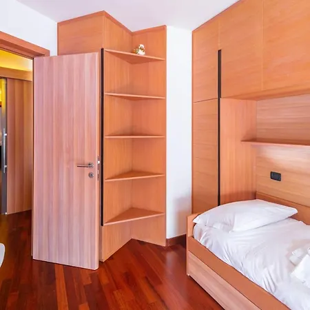 Apartament Terrazza Su Lux *